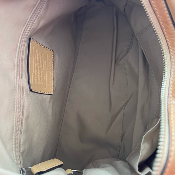 Vintage Coach Sand Leather Satchel Handbag Tote with Contrast Trim - Picture 8 of 10